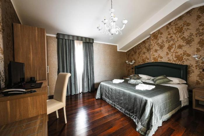 Hotel Mastrodattia Celano Værelse billede
