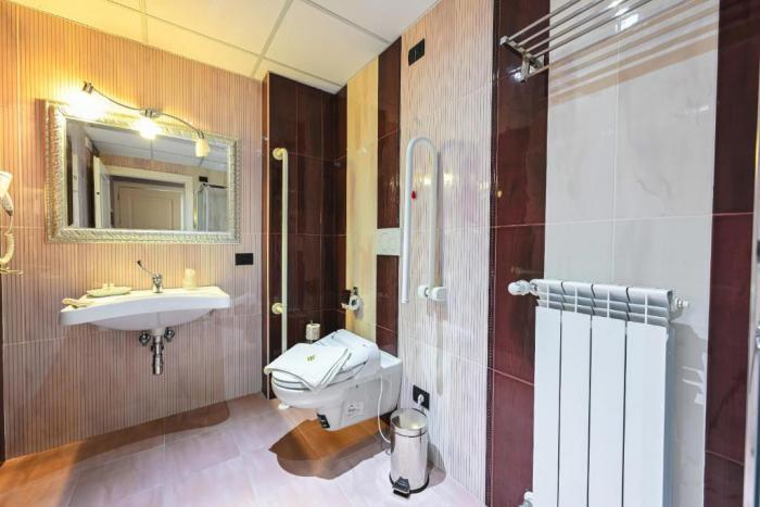 Hotel Mastrodattia Celano Værelse billede