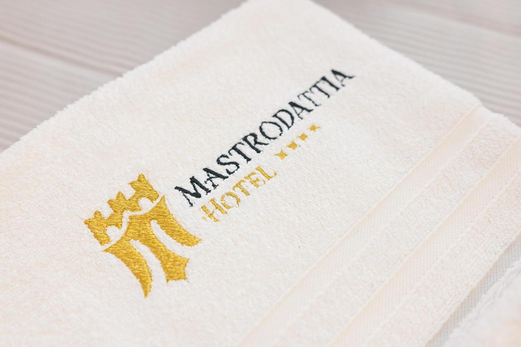 Hotel Mastrodattia Celano Eksteriør billede